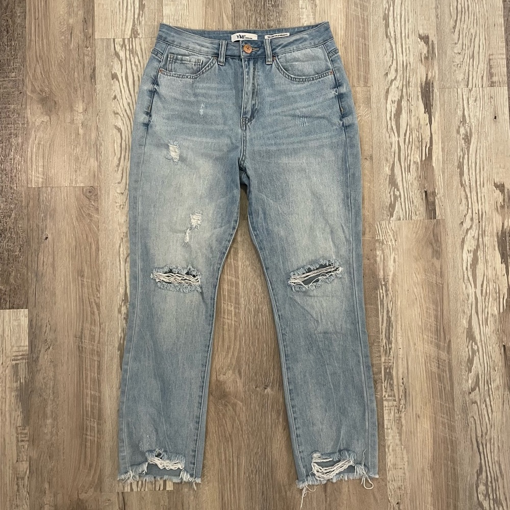 YMI Distressed High-rise ankel/ dream fit jeans Size 7/28